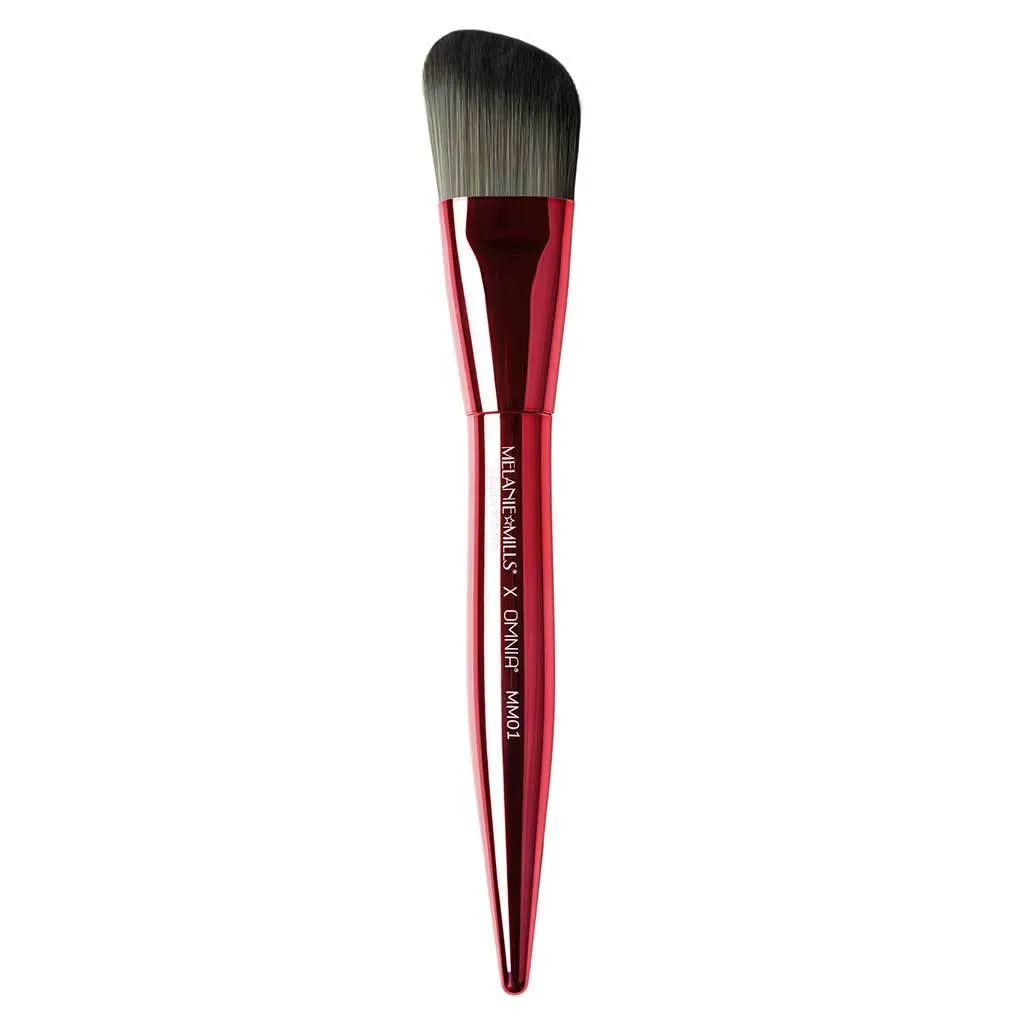 Melanie Mills Hollywood Angled Face & Body Brush MM01 X Omnia®